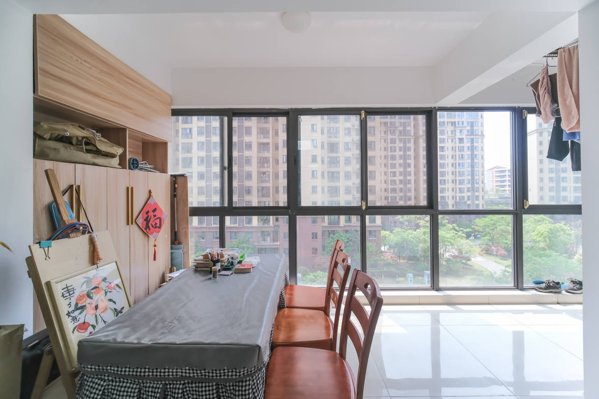 星雅美辰  3室2厅2卫    89.8万阳台