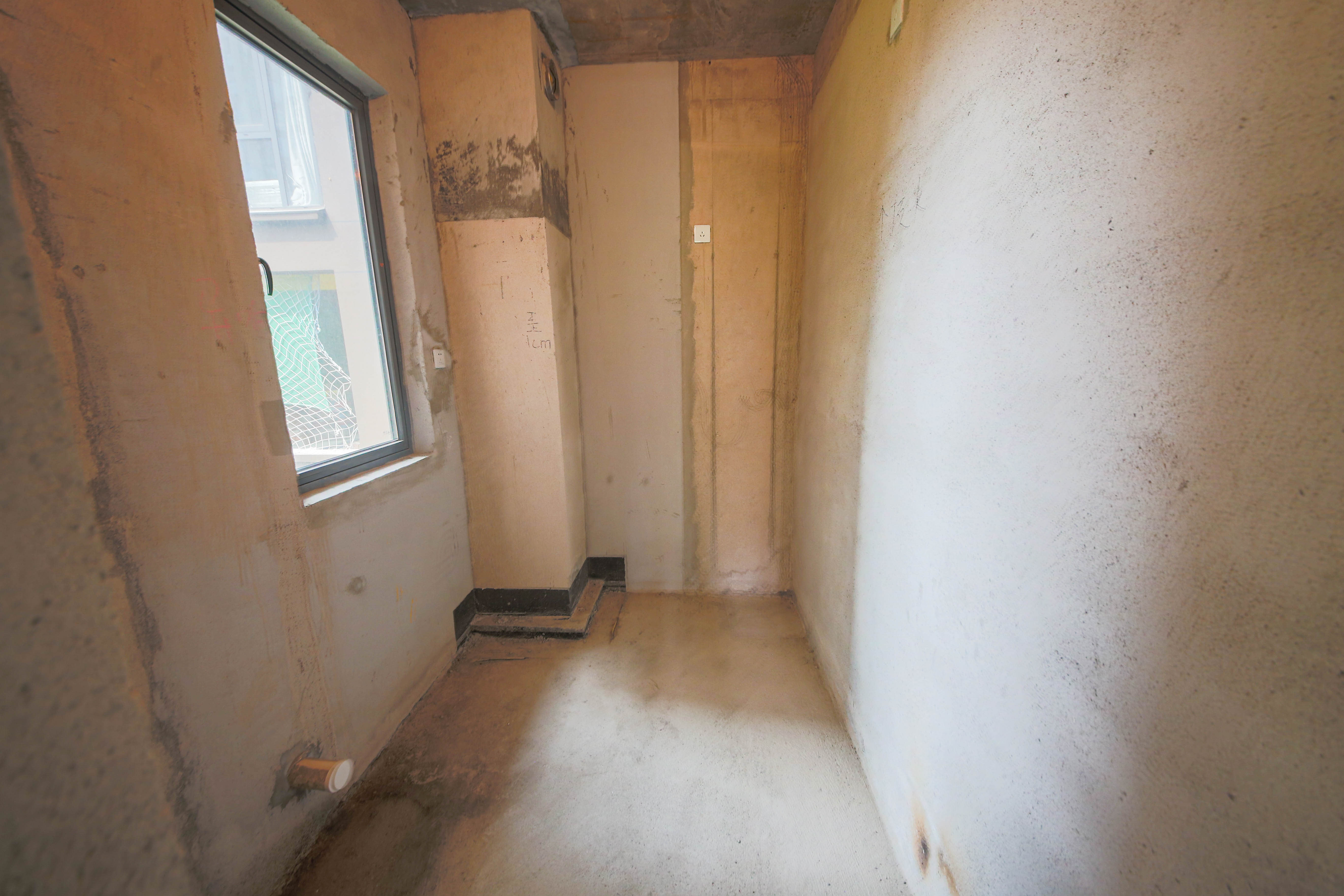 中建钰和城  2室2厅1卫   120.00万厨房