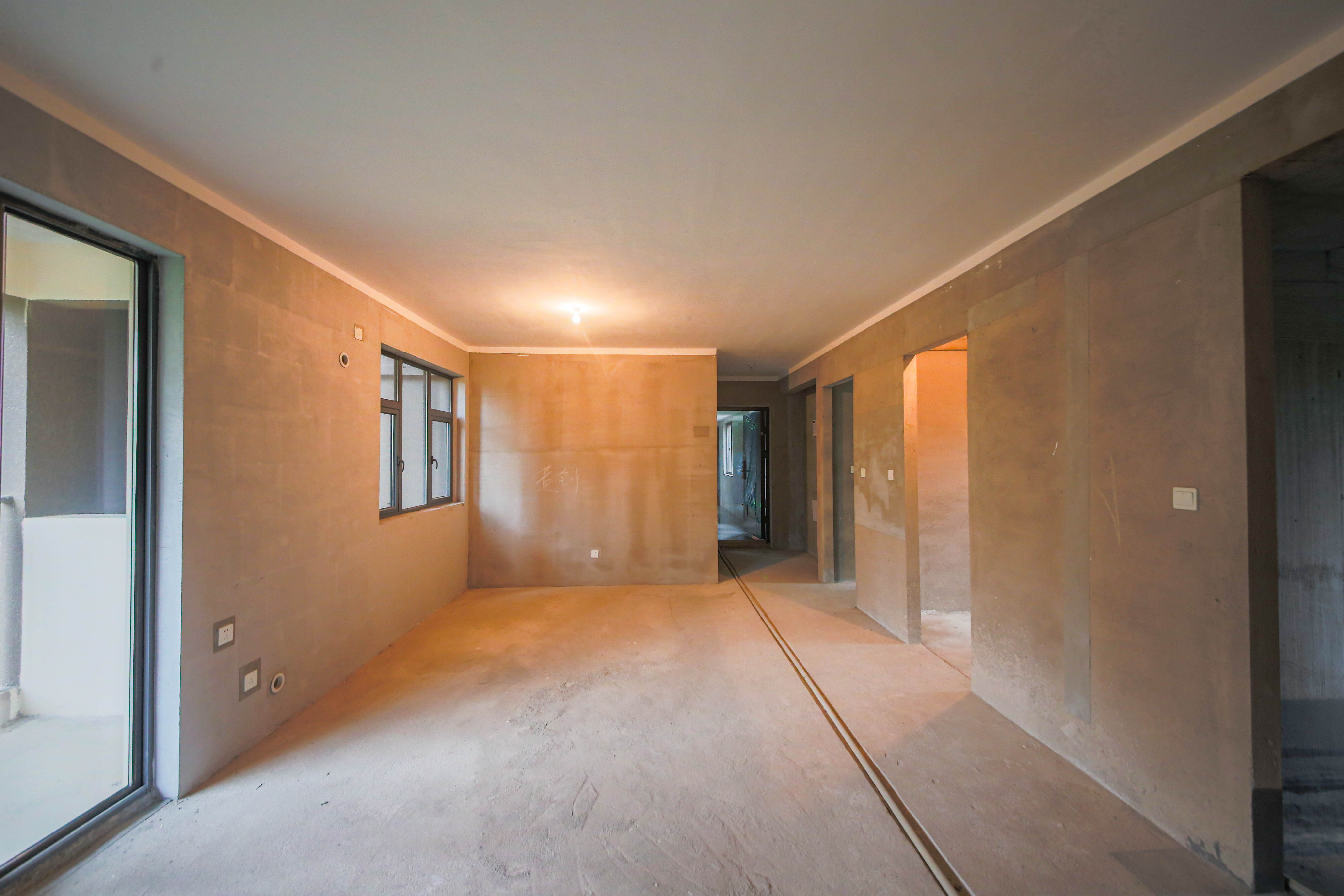 中建钰和城  3室2厅2卫   158.00万客厅