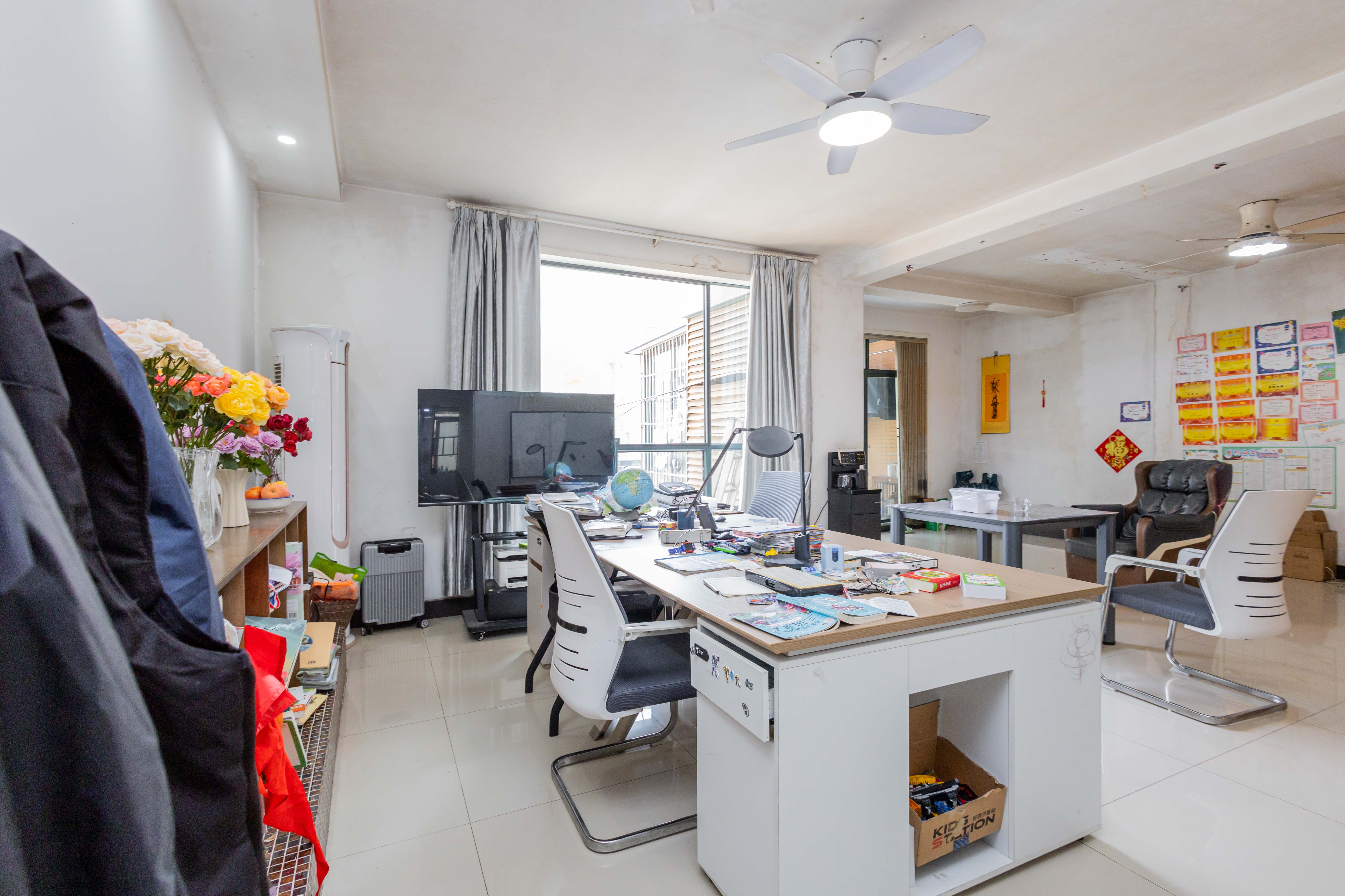 东业早安星城  4室2厅2卫    64.3万